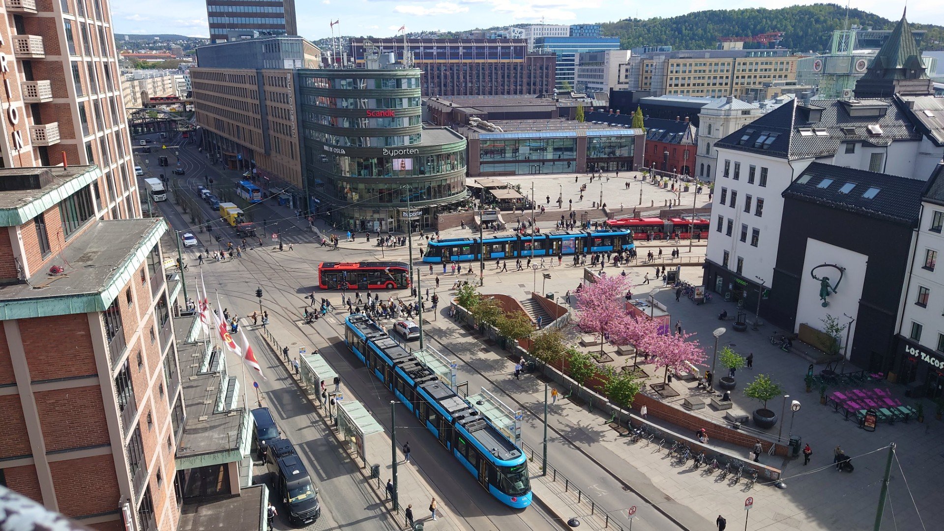 Jernbanetorget