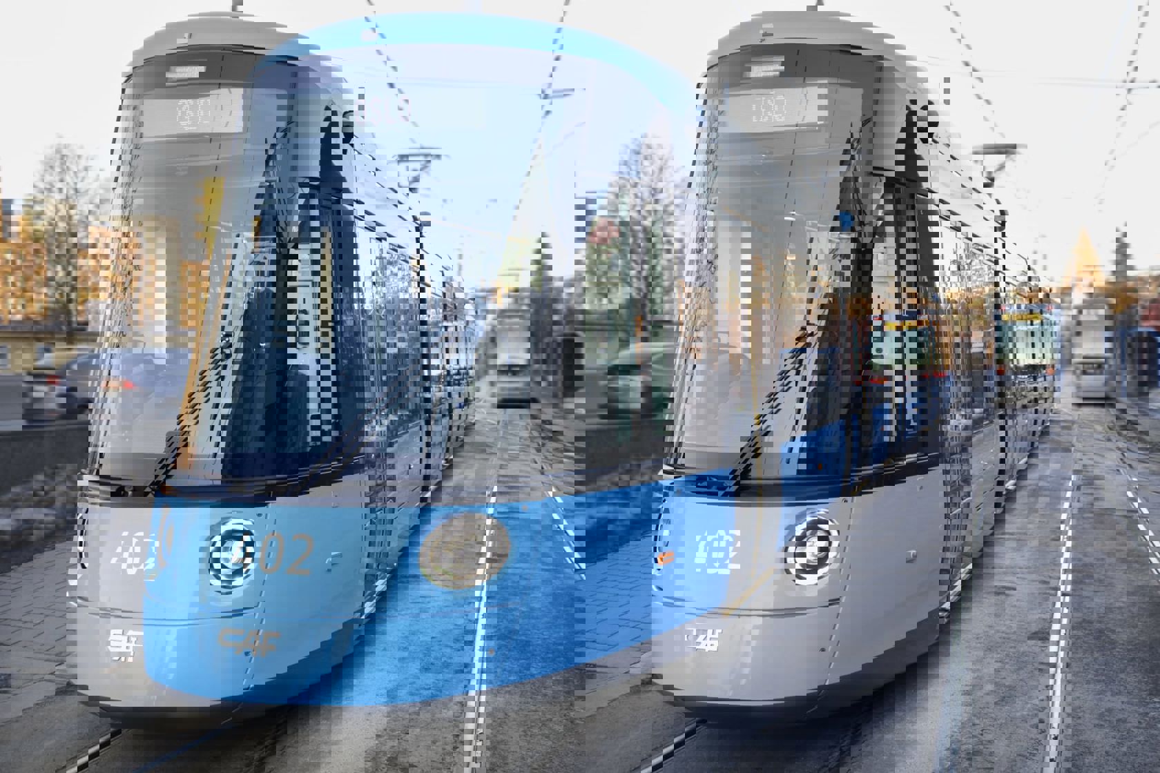 NYE LINJER: I dag starter de nye trikkene å prøvekjøre på linje 17 og 18. Bildet er fra januar i år da trikken startet prøvekjøringen på linje 13.