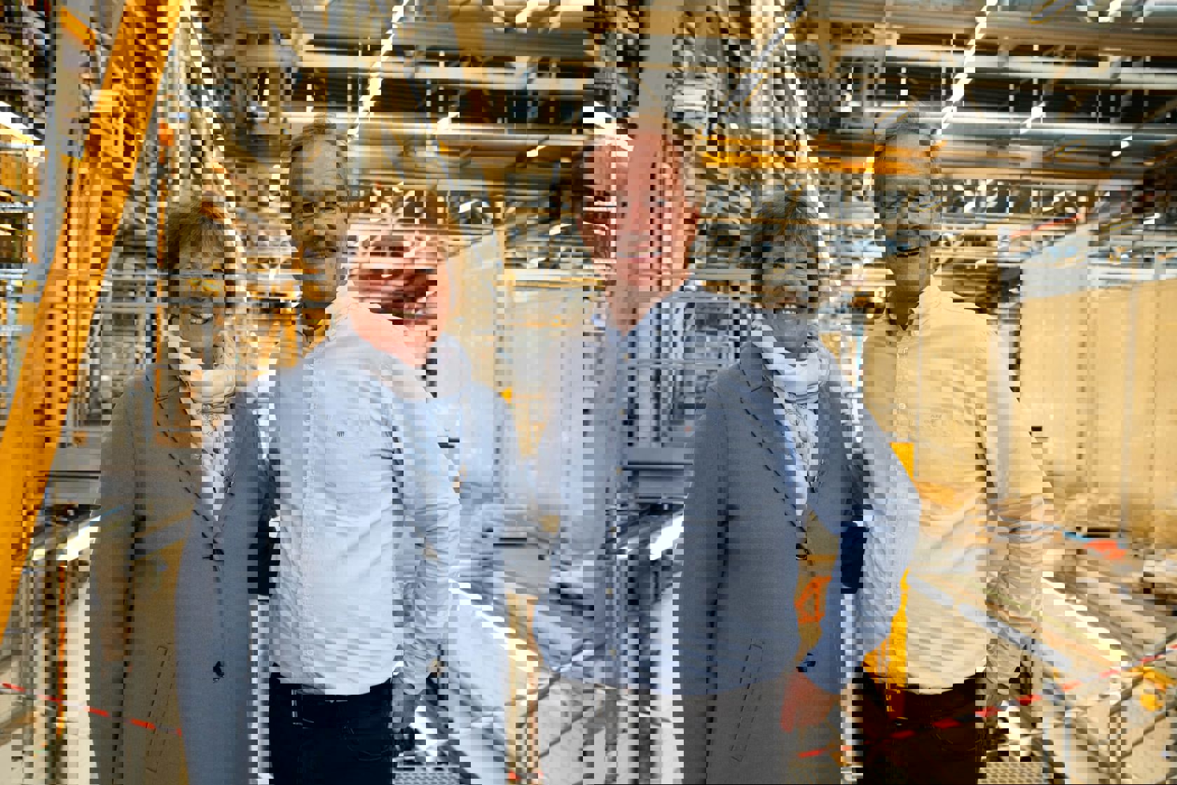 Ordfører Marianne Borgen og sporveissjef Cato Hellesjø er begge strålende fornøyd med nyoppgradert og større hovedverksted for T-banen i Oslo. 