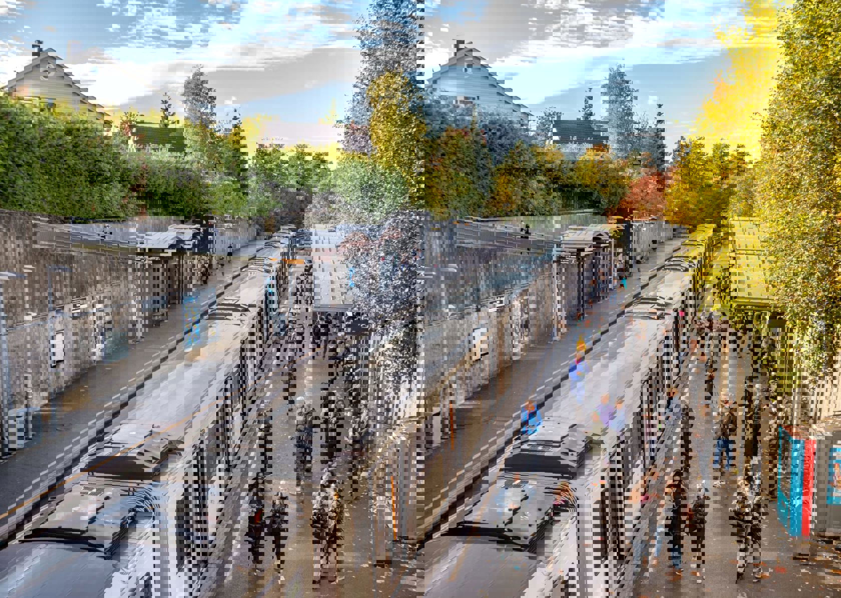 I løpet av juli måned har Sporveien oppgradert spor og plattformer ved Ullevål stadion og Holstein T-banestasjoner (foto: Sporveien).