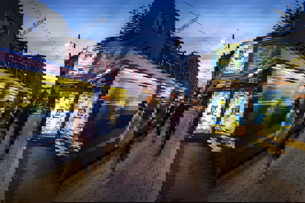 Trikk SL79 ankommer holdeplass. Foto: Sporveien