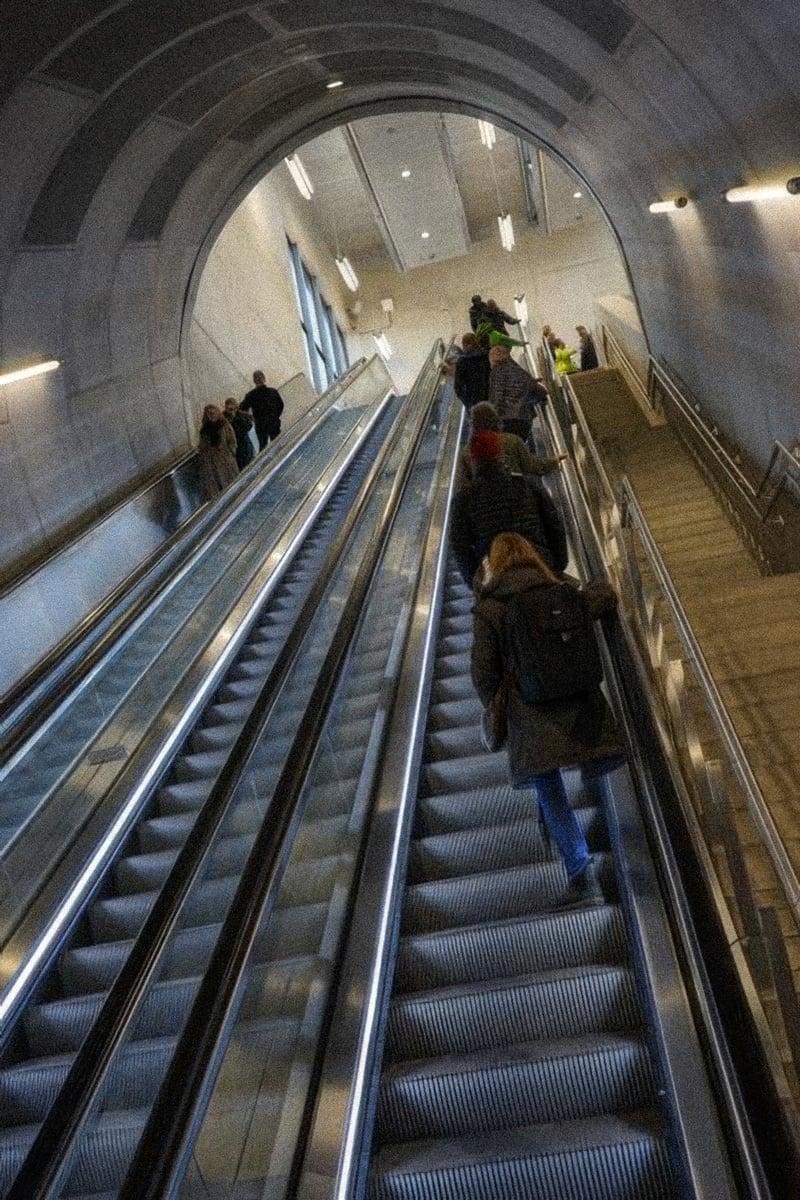Løren stasjon ligger på Oslos første tversgående T-baneforbindelse.