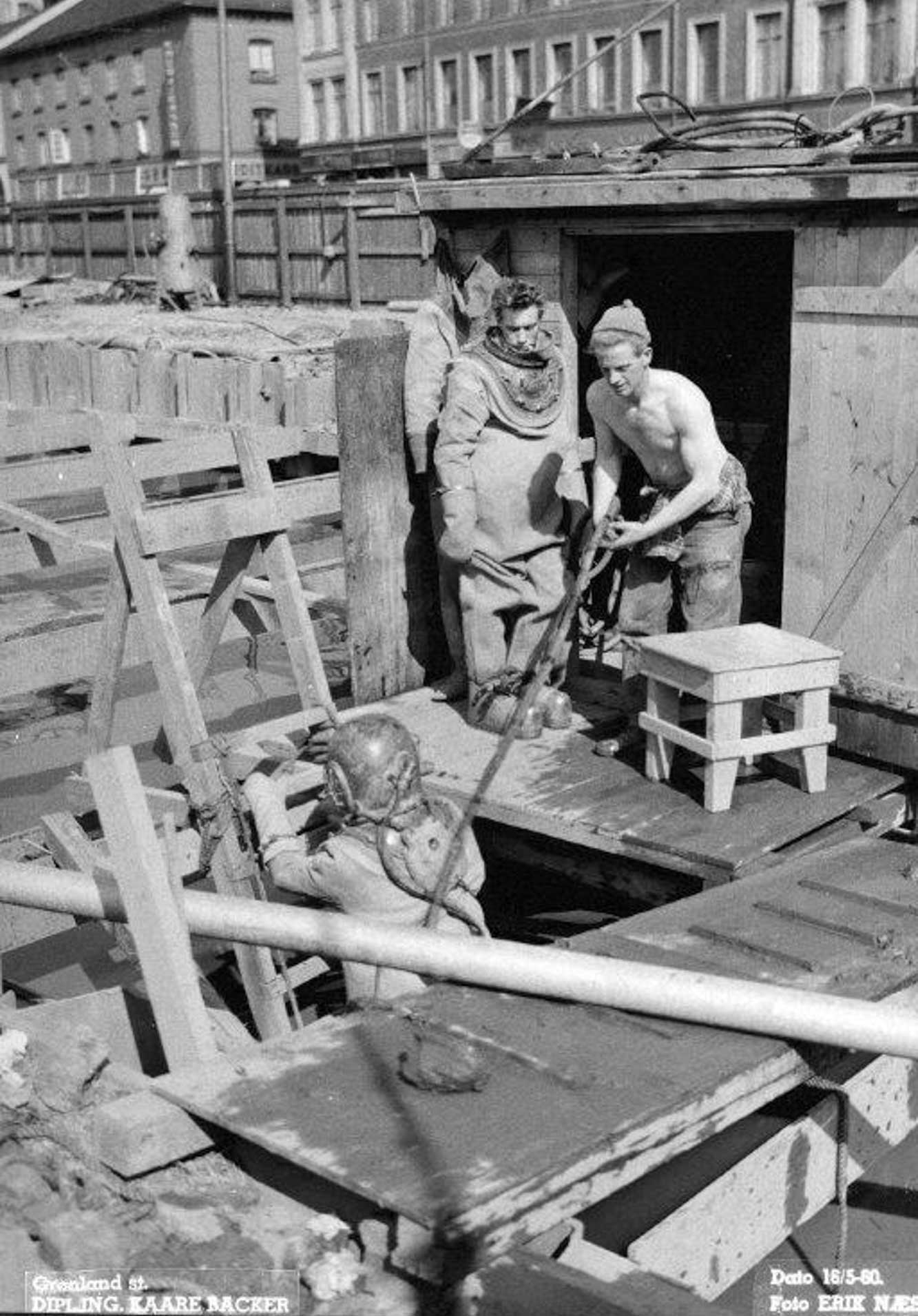 Grønland T-banestasjon ble bygget delvis under vann.